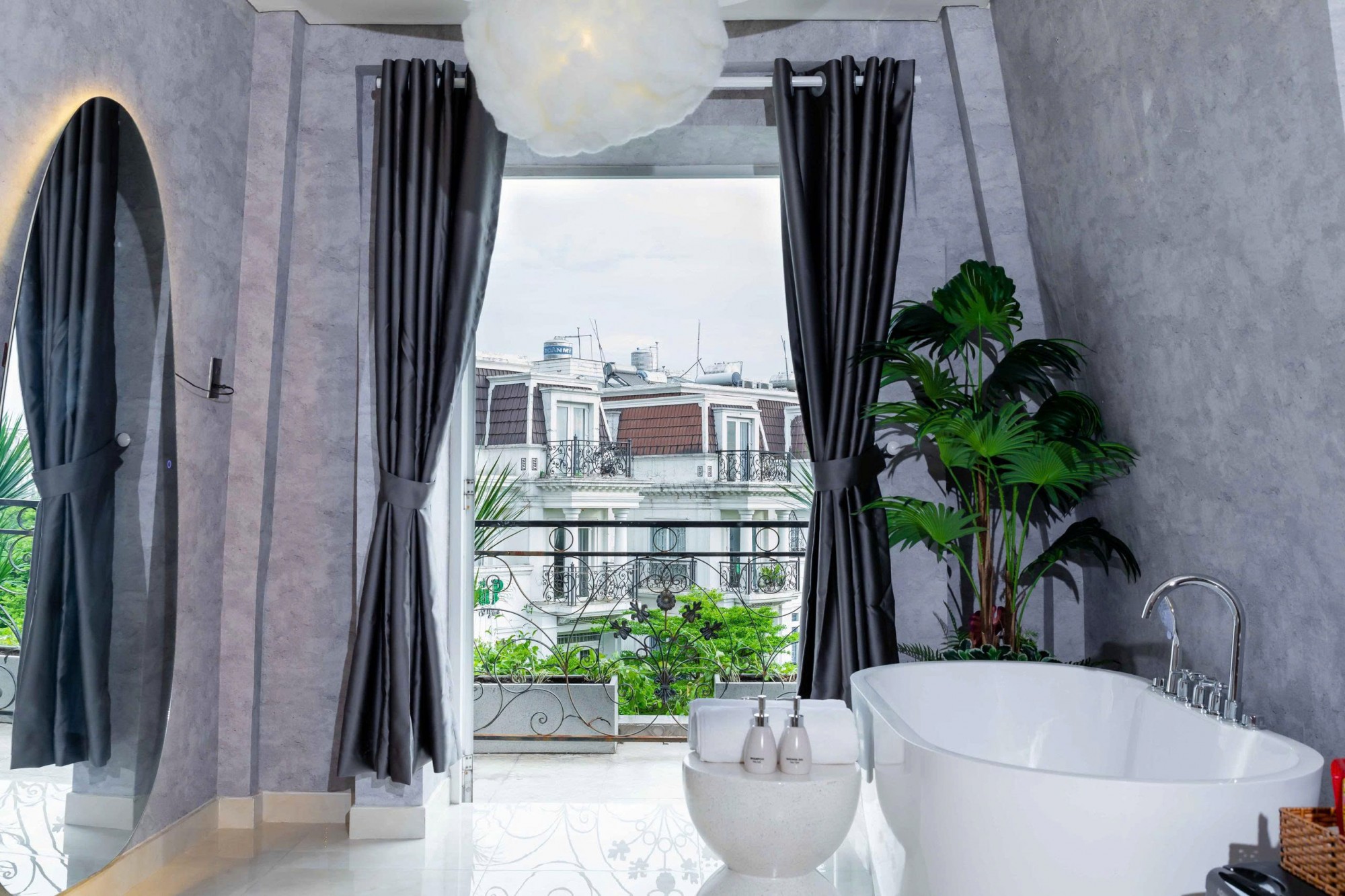 ARI Boutique Hotel 
